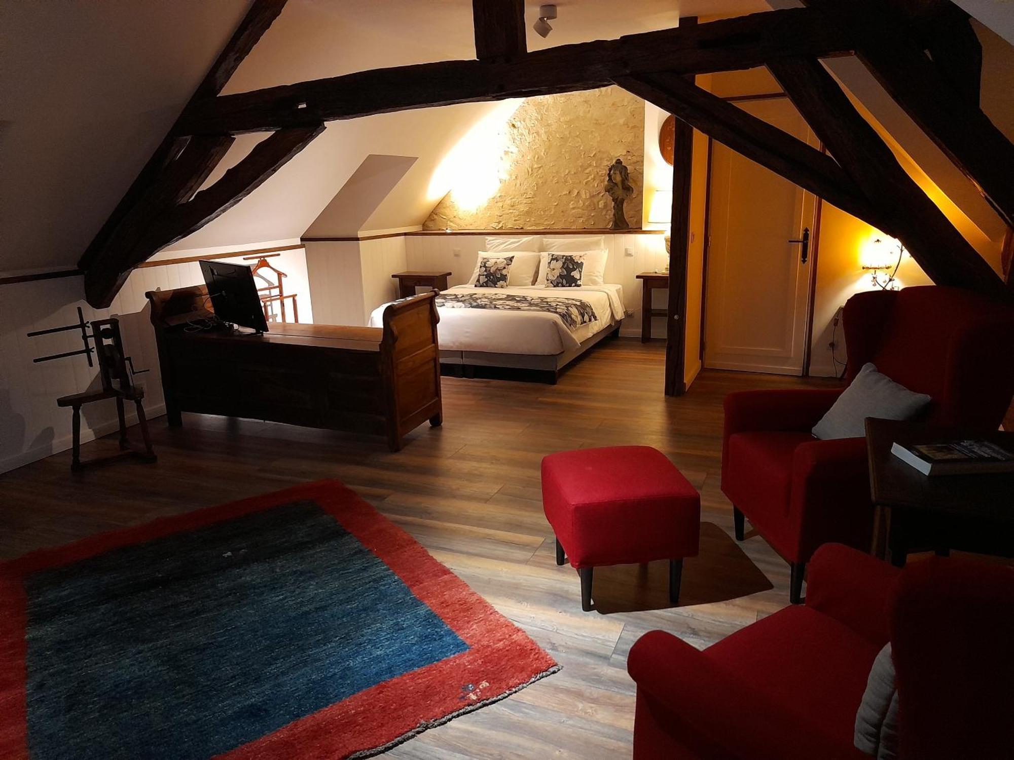 Aux Sources De Ouanne Bed & Breakfast Room photo
